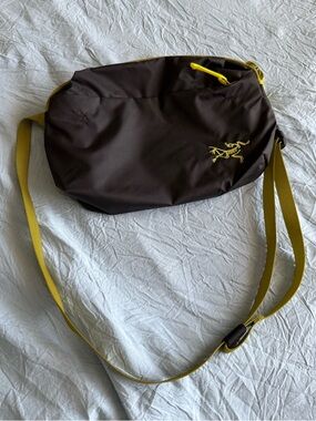 Arc’teryx Cross Body bag